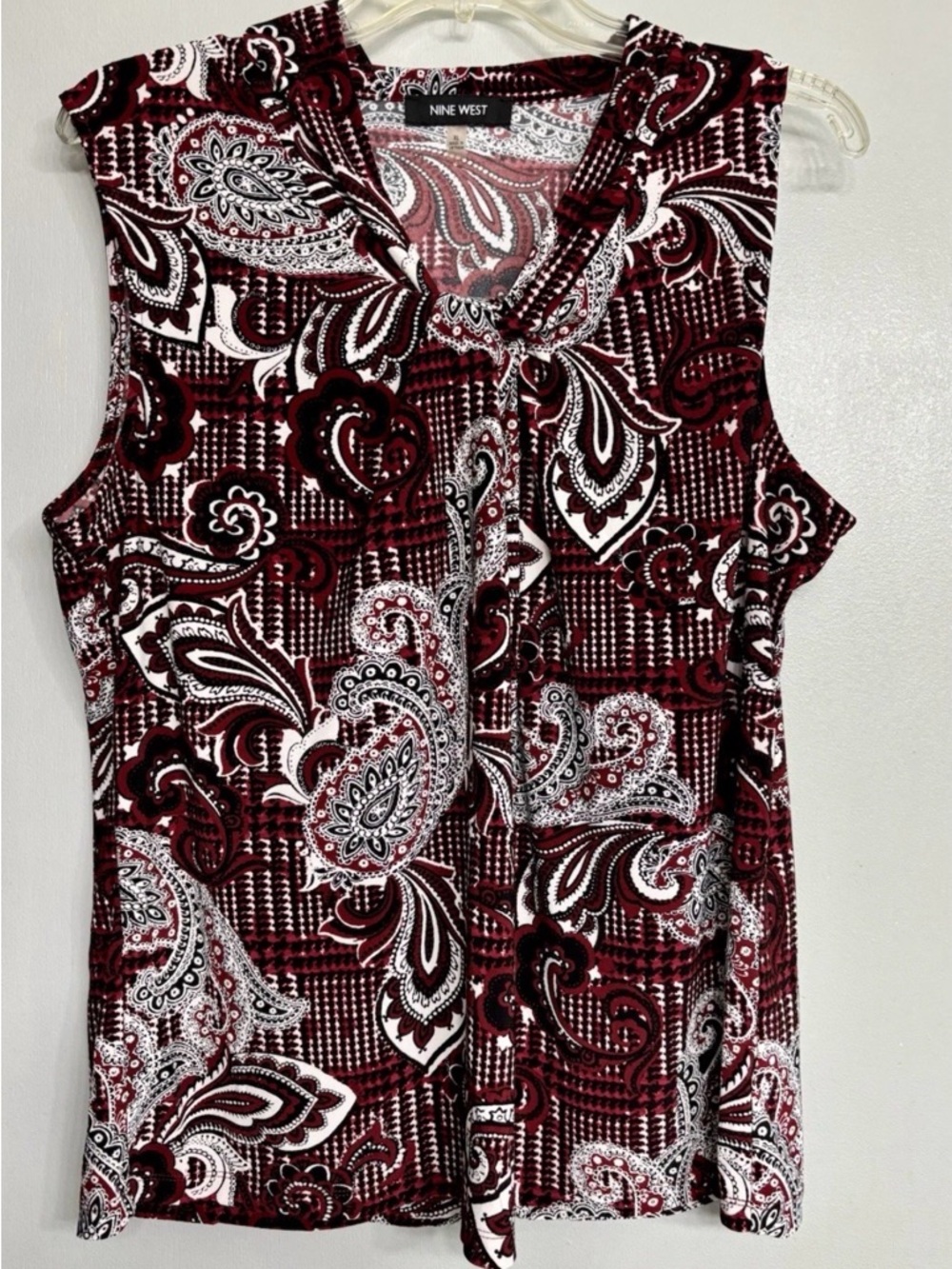 Nine West Burgundy White Black Paisley Sleeveless Top